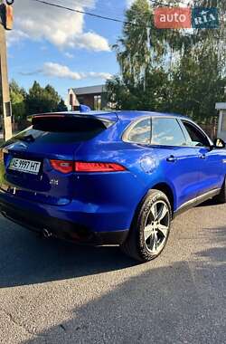Внедорожник / Кроссовер Jaguar F-Pace 2018 в 