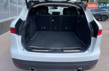 Позашляховик / Кросовер Jaguar F-Pace 2019 в 