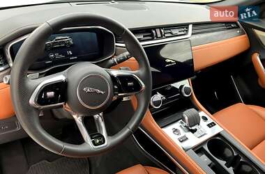 Позашляховик / Кросовер Jaguar F-Pace 2022 в 