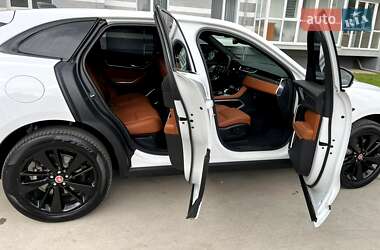 Позашляховик / Кросовер Jaguar F-Pace 2022 в 
