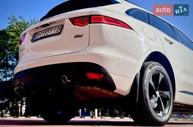 Внедорожник / Кроссовер Jaguar F-Pace 2017 в 