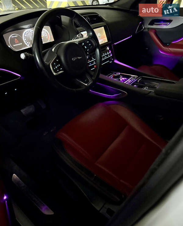 Внедорожник / Кроссовер Jaguar F-Pace 2017 в Одессе