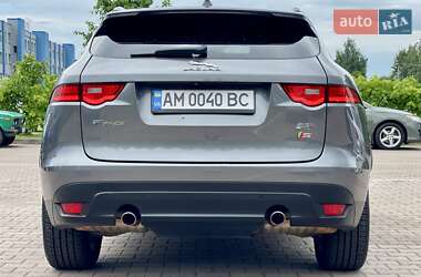 Внедорожник / Кроссовер Jaguar F-Pace 2018 в 