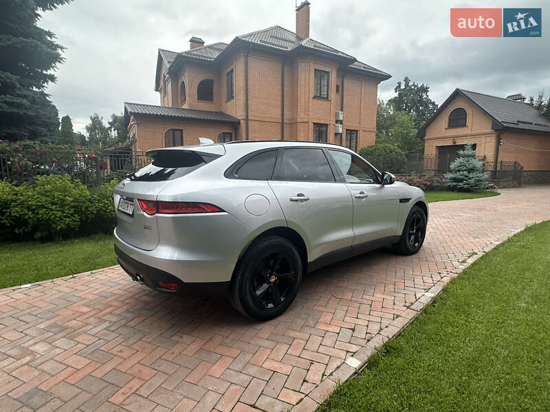 Позашляховик / Кросовер Jaguar F-Pace 2017 в Києві