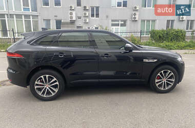 Внедорожник / Кроссовер Jaguar F-Pace 2017 в 