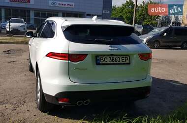 Позашляховик / Кросовер Jaguar F-Pace 2017 в 