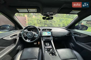 Внедорожник / Кроссовер Jaguar F-Pace 2019 в 