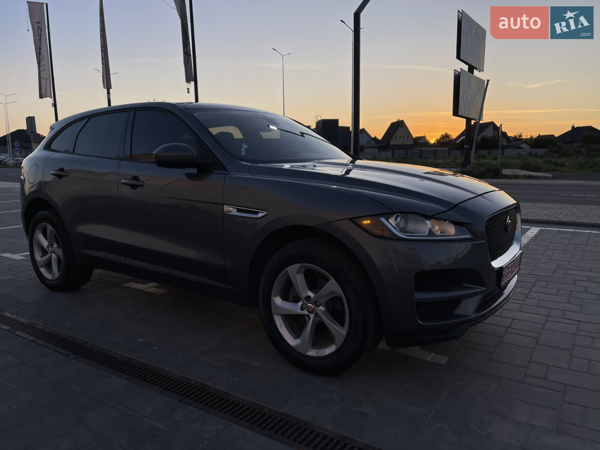 2017 Jaguar F-Pace - мініатюра 6