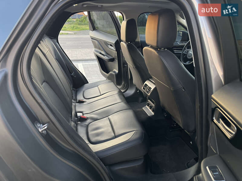 Позашляховик / Кросовер Jaguar F-Pace 2017 в Луцьку фото 11 Позашляховик / Кросовер Jaguar F-Pace 2017 в Луцьку