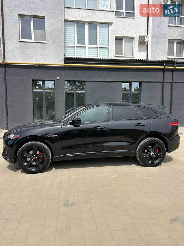 Внедорожник / Кроссовер Jaguar F-Pace 2016 в Ивано-Франковске