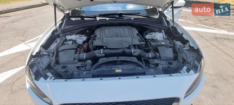 Внедорожник / Кроссовер Jaguar F-Pace 2016 в Виннице фото 20 Внедорожник / Кроссовер Jaguar F-Pace 2016 в Виннице