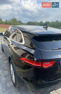 Позашляховик / Кросовер Jaguar F-Pace 2019 в 
