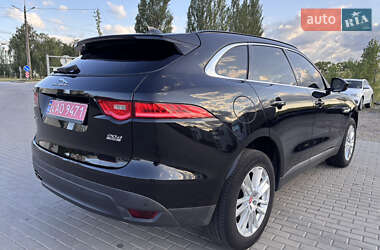 Позашляховик / Кросовер Jaguar F-Pace 2017 в 