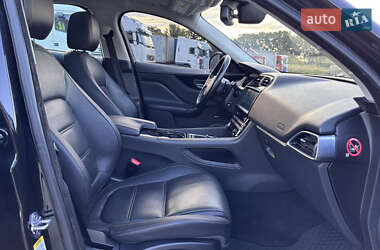 Позашляховик / Кросовер Jaguar F-Pace 2017 в 