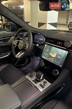 Позашляховик / Кросовер Jaguar F-Pace 2021 в 