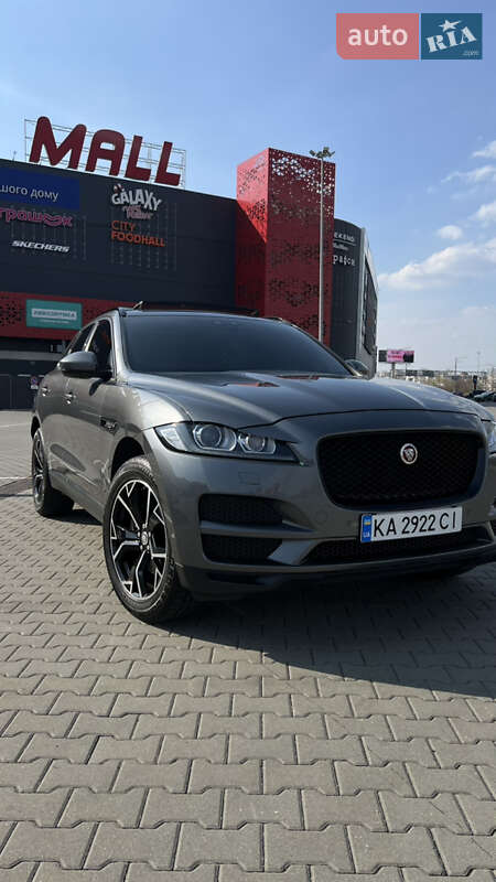 Позашляховик / Кросовер Jaguar F-Pace 2016 в Києві