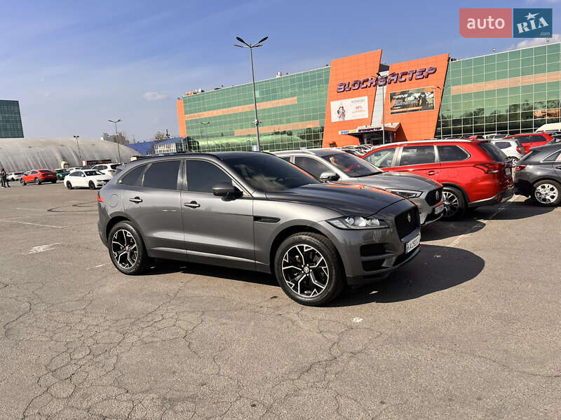 Позашляховик / Кросовер Jaguar F-Pace 2016 в Києві