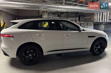 Внедорожник / Кроссовер Jaguar F-Pace 2021 в 