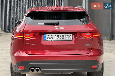 Внедорожник / Кроссовер Jaguar F-Pace 2016 в 