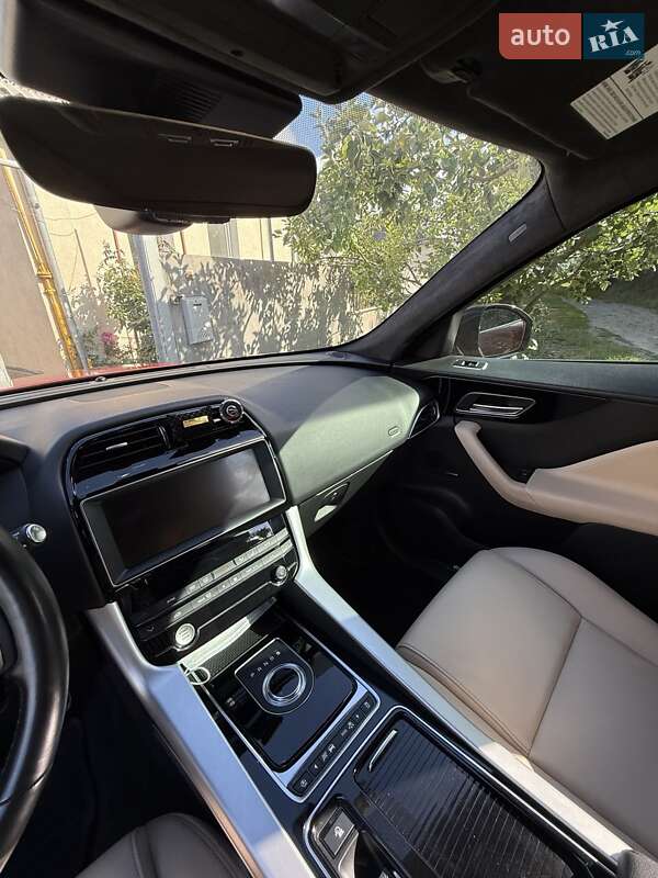 Внедорожник / Кроссовер Jaguar F-Pace 2018 в Харькове фото 13 Внедорожник / Кроссовер Jaguar F-Pace 2018 в Харькове