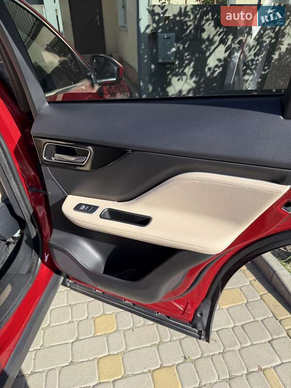 Внедорожник / Кроссовер Jaguar F-Pace 2018 в Харькове фото 15 Внедорожник / Кроссовер Jaguar F-Pace 2018 в Харькове
