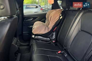 Позашляховик / Кросовер Jaguar F-Pace 2016 в 