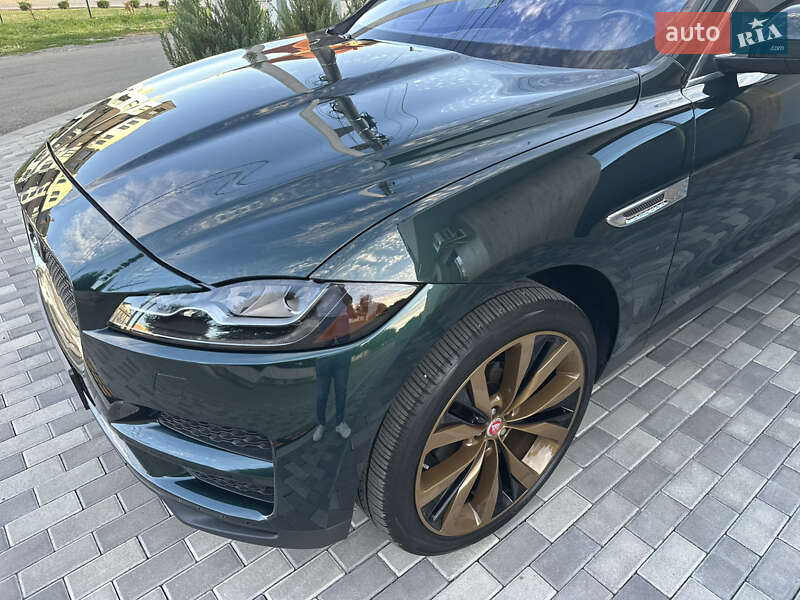 Внедорожник / Кроссовер Jaguar F-Pace 2017 в Мукачево фото 8 Внедорожник / Кроссовер Jaguar F-Pace 2017 в Мукачево