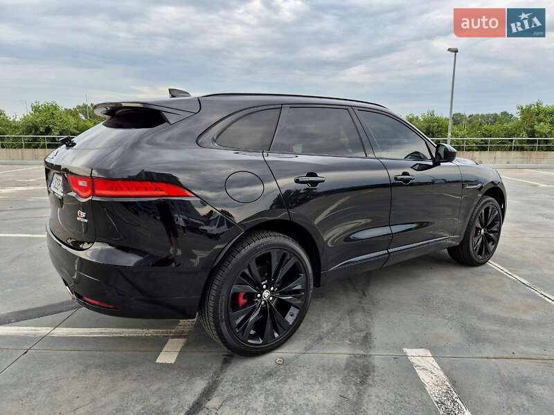 Внедорожник / Кроссовер Jaguar F-Pace 2017 в Киеве
