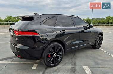 Позашляховик / Кросовер Jaguar F-Pace 2017 в 