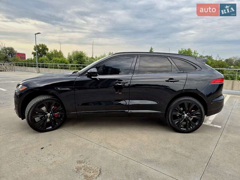 Внедорожник / Кроссовер Jaguar F-Pace 2017 в Киеве