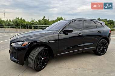 Внедорожник / Кроссовер Jaguar F-Pace 2017 в Киеве