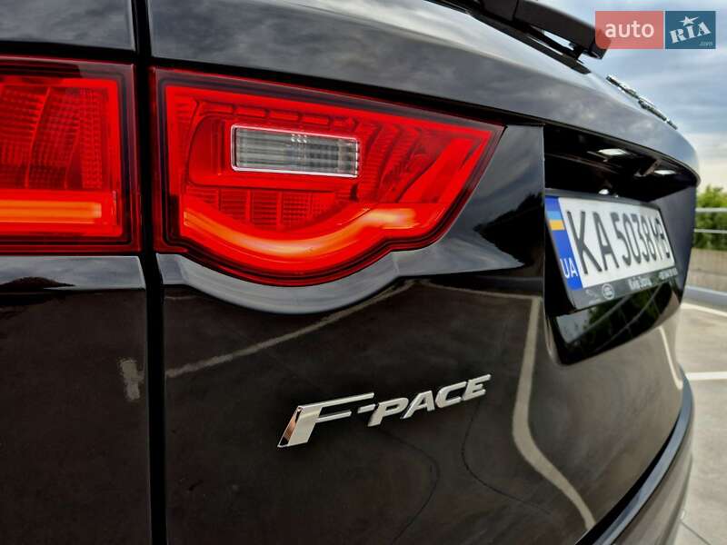 Внедорожник / Кроссовер Jaguar F-Pace 2017 в Киеве