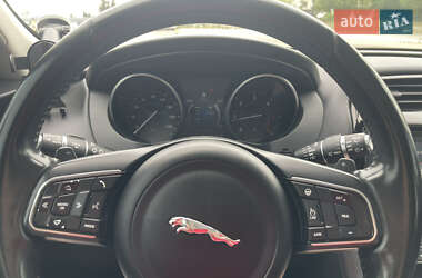 Внедорожник / Кроссовер Jaguar F-Pace 2017 в 
