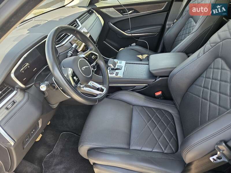 Позашляховик / Кросовер Jaguar F-Pace 2021 в Києві
