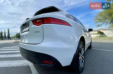 Позашляховик / Кросовер Jaguar F-Pace 2020 в 