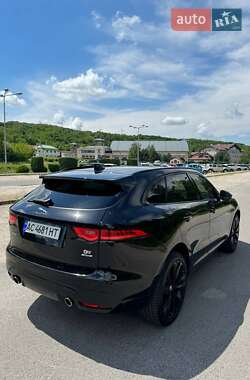 Внедорожник / Кроссовер Jaguar F-Pace 2016 в 