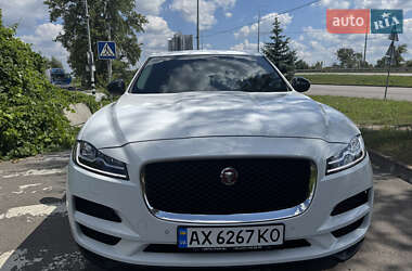 Позашляховик / Кросовер Jaguar F-Pace 2020 в 