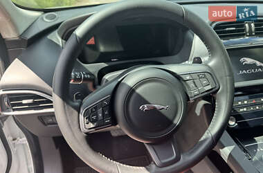 Позашляховик / Кросовер Jaguar F-Pace 2020 в 