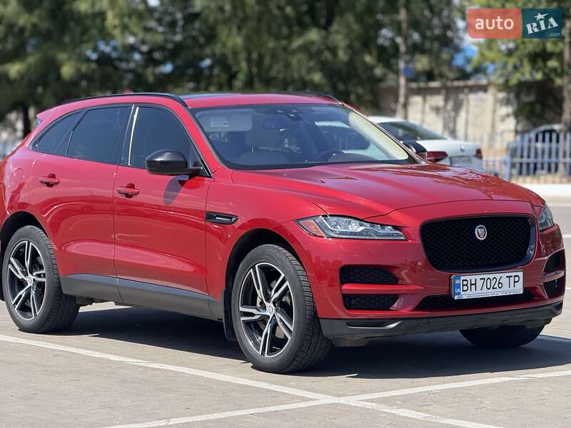 Позашляховик / Кросовер Jaguar F-Pace 2016 в 