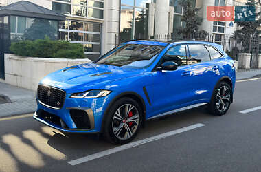 Внедорожник / Кроссовер Jaguar F-Pace 2021 в 
