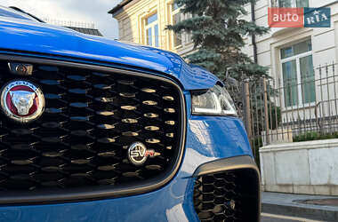Внедорожник / Кроссовер Jaguar F-Pace 2021 в 