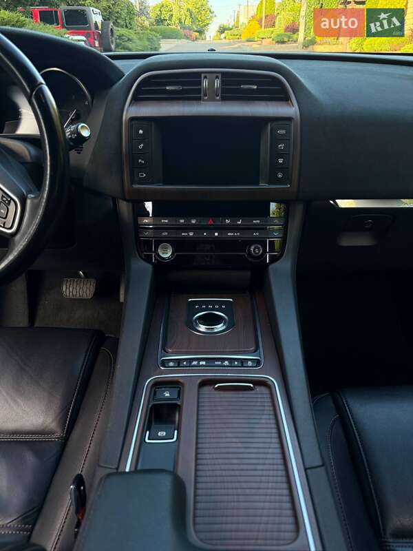 Внедорожник / Кроссовер Jaguar F-Pace 2018 в Днепре