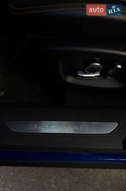 Внедорожник / Кроссовер Jaguar F-Pace 2018 в 