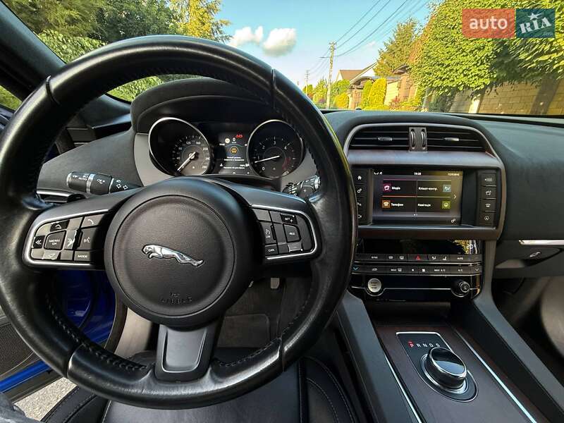 Внедорожник / Кроссовер Jaguar F-Pace 2018 в Днепре