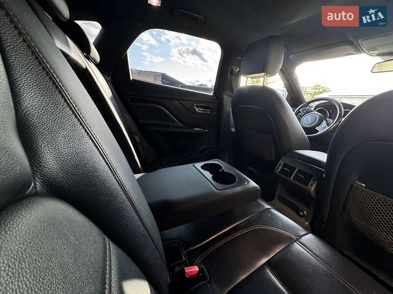 Внедорожник / Кроссовер Jaguar F-Pace 2018 в Днепре