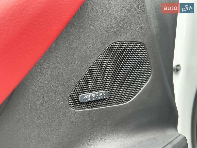 Внедорожник / Кроссовер Jaguar F-Pace 2017 в Нововолынске