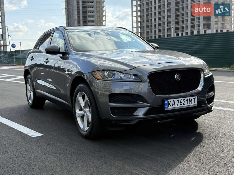 Jaguar F-Pace 2017