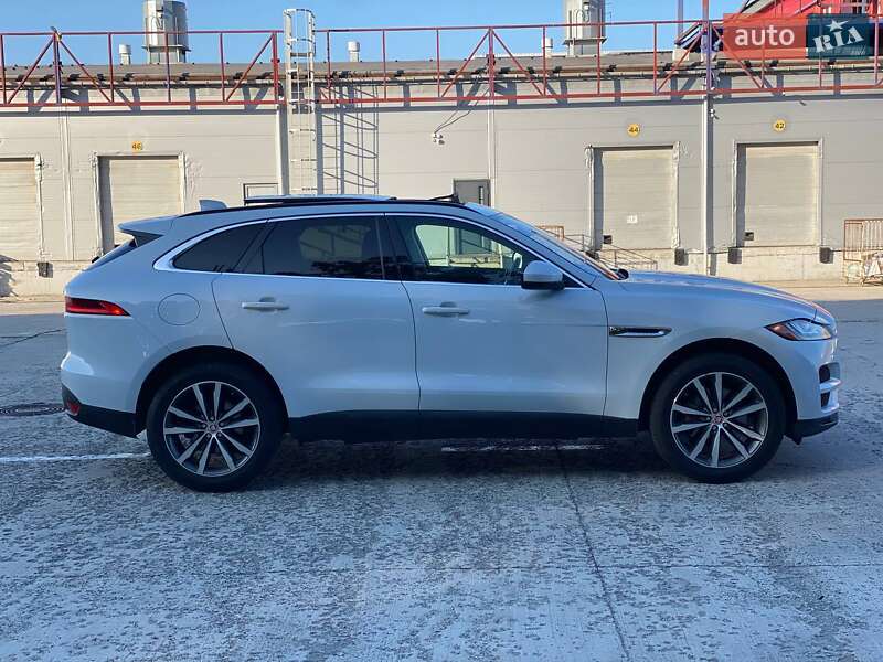 Внедорожник / Кроссовер Jaguar F-Pace 2017 в Киеве