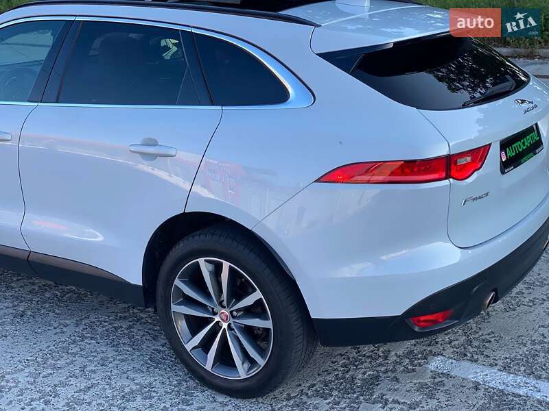 Внедорожник / Кроссовер Jaguar F-Pace 2017 в Киеве