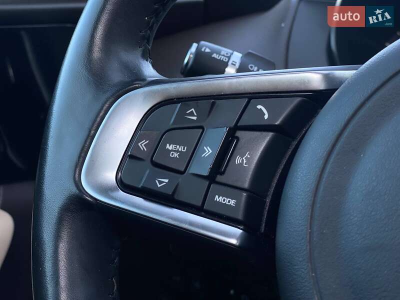 Внедорожник / Кроссовер Jaguar F-Pace 2017 в Киеве